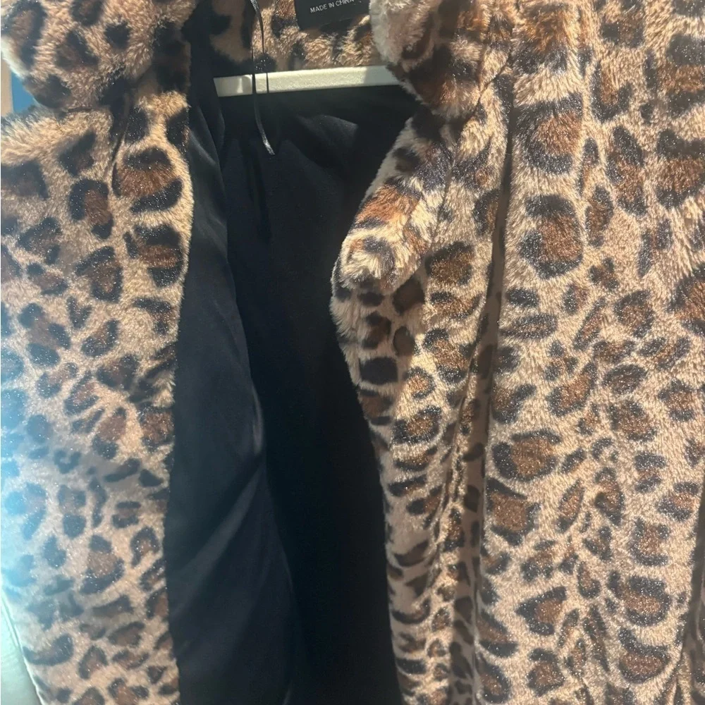 Love Tree Brown Leopard‎ Faux Fur Jacket